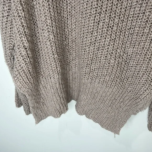 POL Distressed Oversized Mock Neck Sweater Size Medium - Picture 12 of 16